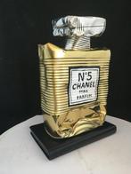 Norman Gekko - BIG Crushed Chanel N.5 Gold Edition, Antiek en Kunst