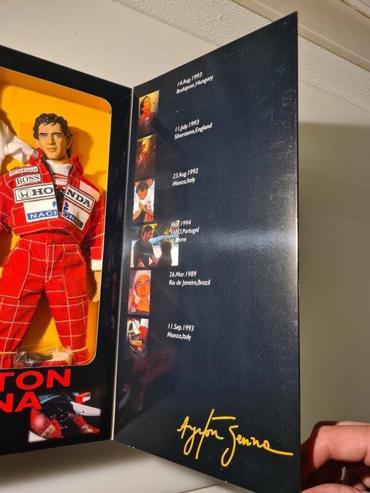 Formule 1 - Ayrton Senna - 1998 - De man die de wind werd, Verzamelen, Automerken, Motoren en Formule 1
