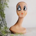 Twiggy, Etalage Hoedenhoofd, 1971 - Gesigneerd Huard -