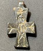Viking periode Lood Zeer zeldzaam kruis met extreem, Antiek en Kunst