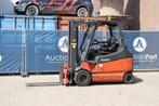 Veiling: Heftruck Fenwick-Linde E30-03/600 Elektrisch 3000kg, Ophalen