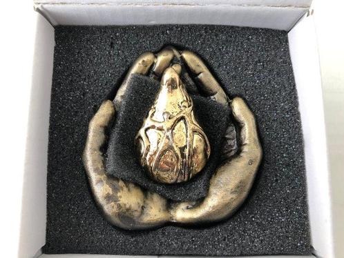 Corry Ammerlaan - Sculpture, De verbondenheid - 33 mm -, Antiek en Kunst, Curiosa en Brocante