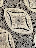 Antieke kanten mantel uit Burano, prachtig handgemaakt, Antiek en Kunst