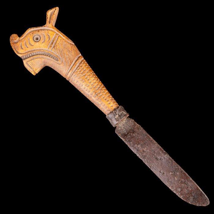 Middeleeuws, Vikingtijd IJzeren mes met draak handvat, Antiek en Kunst, Antiek | Overige Antiek