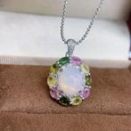 Geen minimumprijs 1,82 carat opal ketting omgeven door