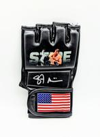 Stipe Miocic - Ondertekende MMA-handschoen -, Nieuw