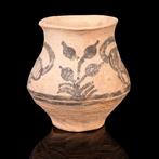 Indus Vallei Geverfde terracotta beker met geconfronteerde, Antiek en Kunst