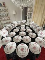 Graf von Henneberg Porzellan-Manufaktur - Service de table