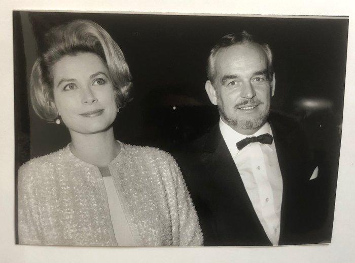 Robert Cohen (AGIP) - Le Prince Rainier et la Princesse, Antiek en Kunst, Kunst | Designobjecten