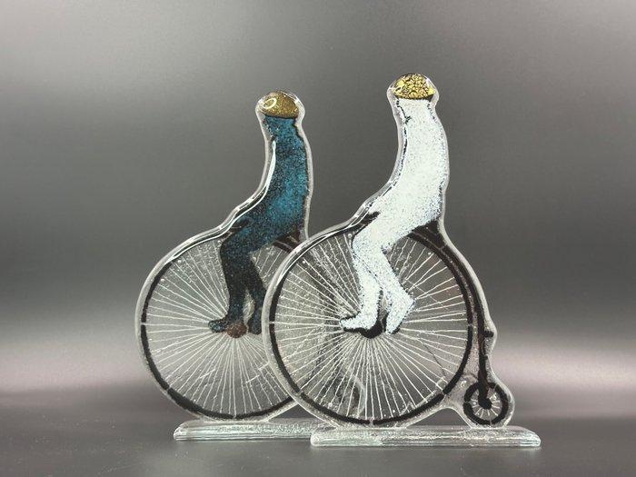 Studio Habrat - Beeldje - Old Bicycles (2) - fusing, Antiek en Kunst, Antiek | Glaswerk en Kristal