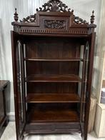 Vitrinekast - Walnoot, Antiek en Kunst