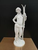 Augarten - Beeldje - Olympic skier; 25 cm - Porselein, Antiquités & Art