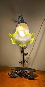 Lampe de table - Bronze - Une lampe Lily, Antiquités & Art