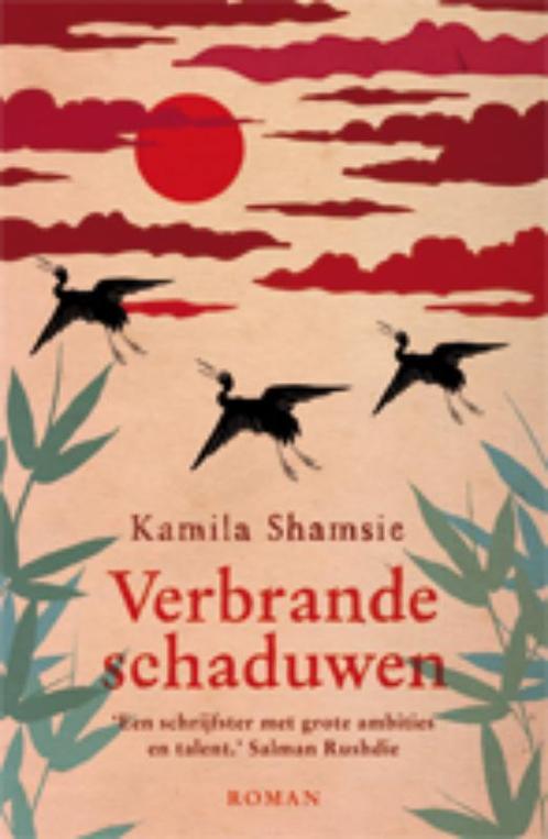 Verbrande schaduwen 9789045800738, Boeken, Romans, Gelezen, Verzenden