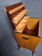 Naaidoos - Hout - met veel ruimte, Antiek en Kunst