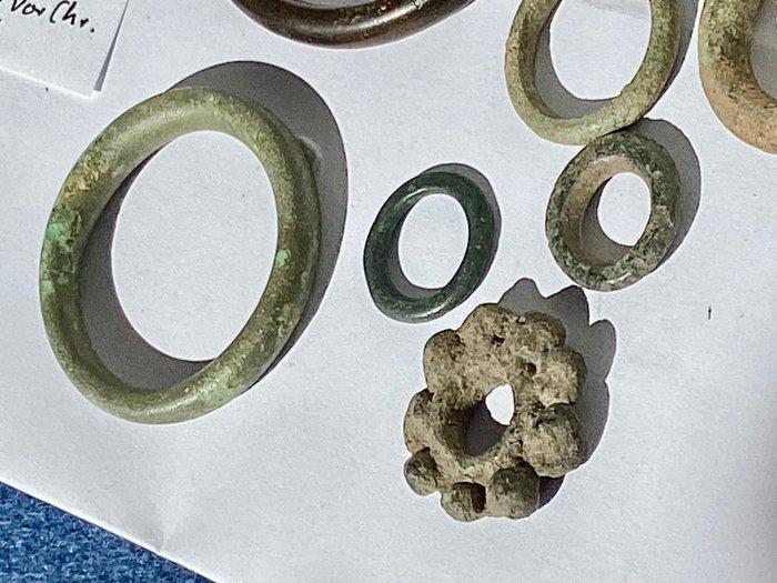 Keltisch Brons Bronsarmring / Ringgeld, Antiek en Kunst, Antiek | Overige Antiek