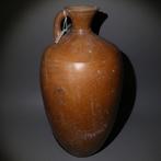 Oud-Egyptisch Aardewerk Pot met handvat. 30,5 cm hoog. Derde, Verzamelen