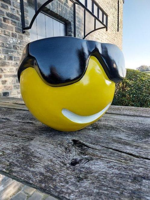 Beeld, smiley big model yellow - 35 cm - polyresin, Antiek en Kunst, Curiosa en Brocante