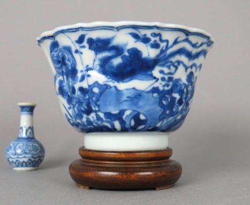 Kangxi (1662-1722) - Kom - Phoenix on Pierced rock, Antiek en Kunst, Antiek | Overige Antiek