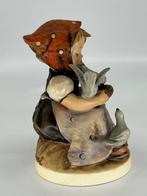Goebel - M.J. Hummel - Beeldje, Cinderella - TMK5 - 12 cm -, Antiek en Kunst