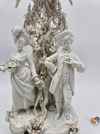 Capodimonte - Sculpture, Gruppo - 35.5 cm - Biscuit de, Antiek en Kunst