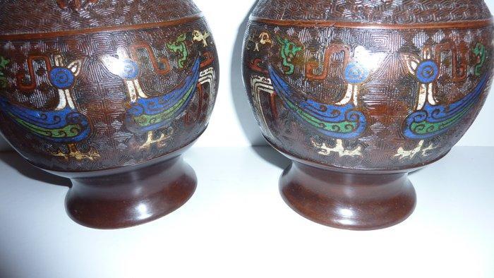 Vaas - Brons - Japan - Japanse Cloisonne Vazen, Antiek en Kunst, Antiek | Overige Antiek