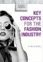 Key Concepts for the Fashion Industry, Verzenden