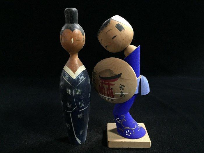 Set van 4 / Japans vintage houten kokeshi-poppen (hoogte:, Antiek en Kunst, Curiosa en Brocante