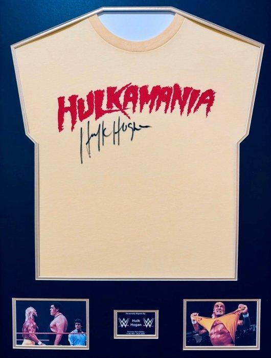 Hulk Hogan - 2022 - Gesigneerd Hulkamania T-shirt / Luxe, Verzamelen, Overige Verzamelen