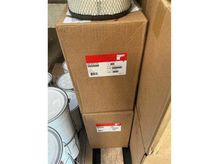 Fleetguard AF26175 Luchtfilter (8x), Watersport en Boten, Bootonderdelen