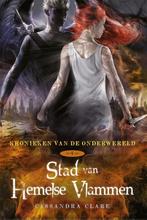 Stad van hemelse vlammen / Kronieken van de Onderwereld / 6, Boeken, Verzenden, Zo goed als nieuw, Cassandra Clare