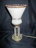 Lampe - Art Déco. Plexiglas, laiton vers 1945