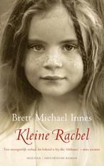 Kleine Rachel 9789023957379 Brett Michael Innes, Verzenden, Zo goed als nieuw, Brett Michael Innes