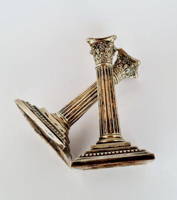 Kaarsenhouder Vintage zilvergeplateerde Korinthische zuilen, Antiek en Kunst, Curiosa en Brocante