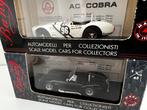 Bang 1:43 - Modelauto (2) - AC COBRA - stradale uitvoering