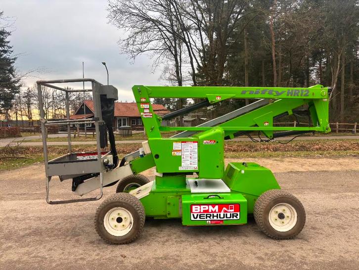 Niftylift HR 12 NDE knikarmhoogwerker 12m nifty hoogwerker, Articles professionnels, Machines & Construction | Ascenseurs, Échafaudages & Échelles