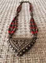 Zilver - Choker halsketting - Zilveren en koraal ketting, Antiek en Kunst