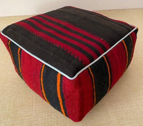 Kelim Poef - Kelim - 48 cm - 48 cm, Antiek en Kunst, Kunst | Designobjecten