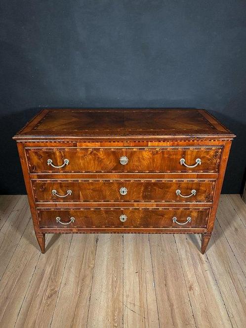 Commode - Walnoot, Antiek en Kunst, Antiek | Meubels | Stoelen en Sofa's