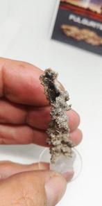 9 FULGURITES (blikseminslag). Léchateliérite. (Zonder, Verzamelen