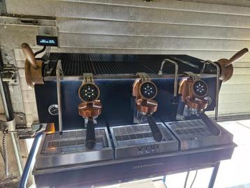 XLVI Steamhammer espressomachine 3 groeps 2021 in VEILING beschikbaar voor biedingen