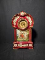 Horloge de table Style Renaissance Porcelaine - 1920-1930 -, Antiek en Kunst, Antiek | Klokken