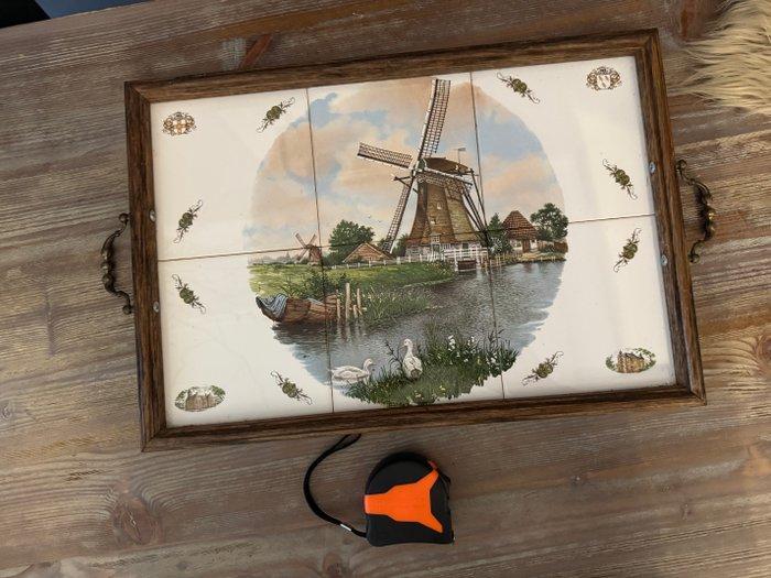 J.W Hunnik - Dienblad - Vintage hout/ keramieken dienblad, Antiek en Kunst, Curiosa en Brocante