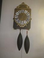 Klok (5) - Brons. messing staal - 1700-1750, Antiek en Kunst