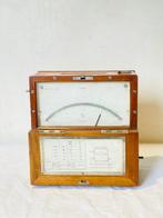 Voltmètre ancien de laboratoire , steampunk - Instruments de
