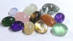 Een verzameling van zeer mooie cabochons van 100%