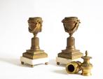 sculptuur, Paire de cassolettes formant bougeoirs - 22 cm -