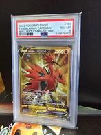 Pokémon Graded card - Galarian Zapdos V #182 Foil,, Hobby en Vrije tijd, Verzamelkaartspellen | Pokémon, Nieuw