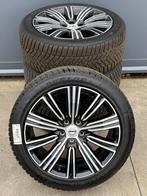 Originele Volvo Winterset 235/45 R18, Ophalen, 18 inch, Banden en Velgen, Nieuw
