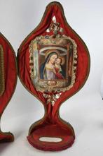 Religieuze en spirituele objecten - Hout, Textiel -